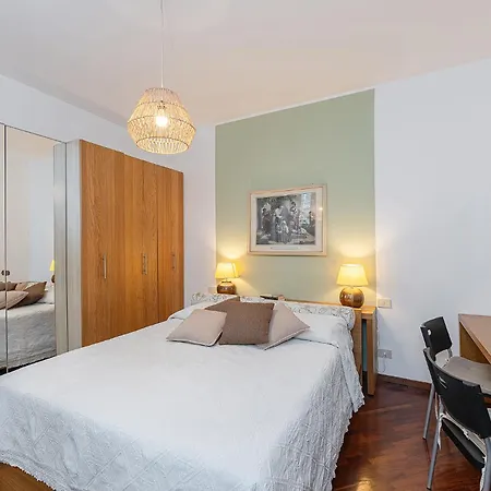 Ethnic-chic, A Due Passi Dal Duomo! Apartment