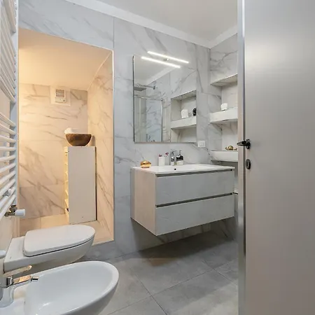 Apartment Ethnic-chic, A Due Passi Dal Duomo! Milan